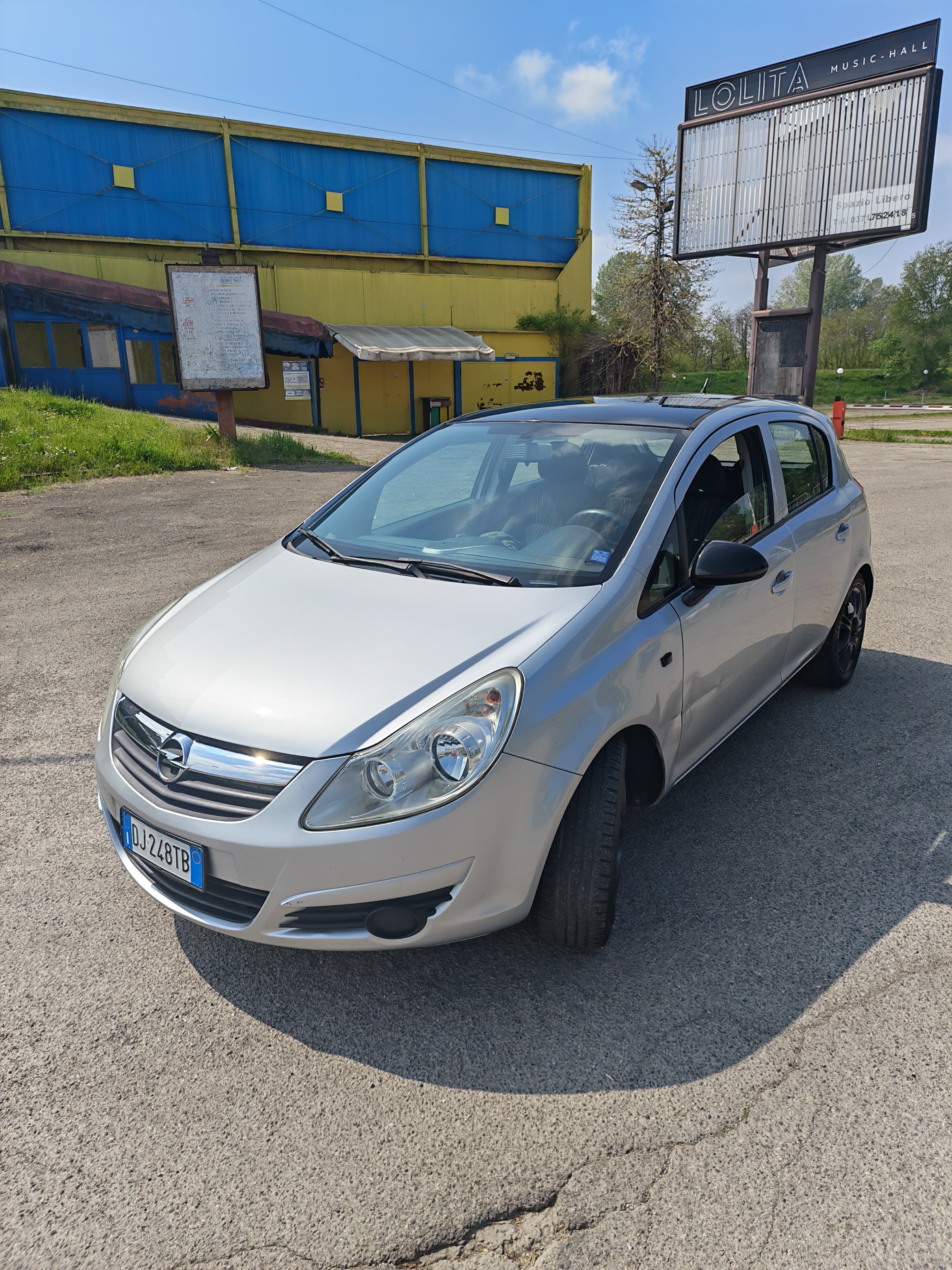 Opel Corsa 1.2 Enjoy